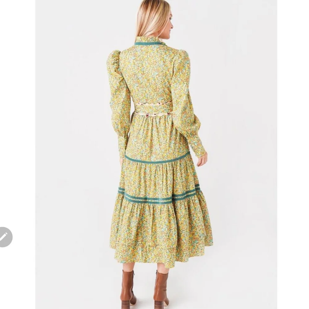 CeliaB Pacific Floral Midi Dress - Picture 10 of 16